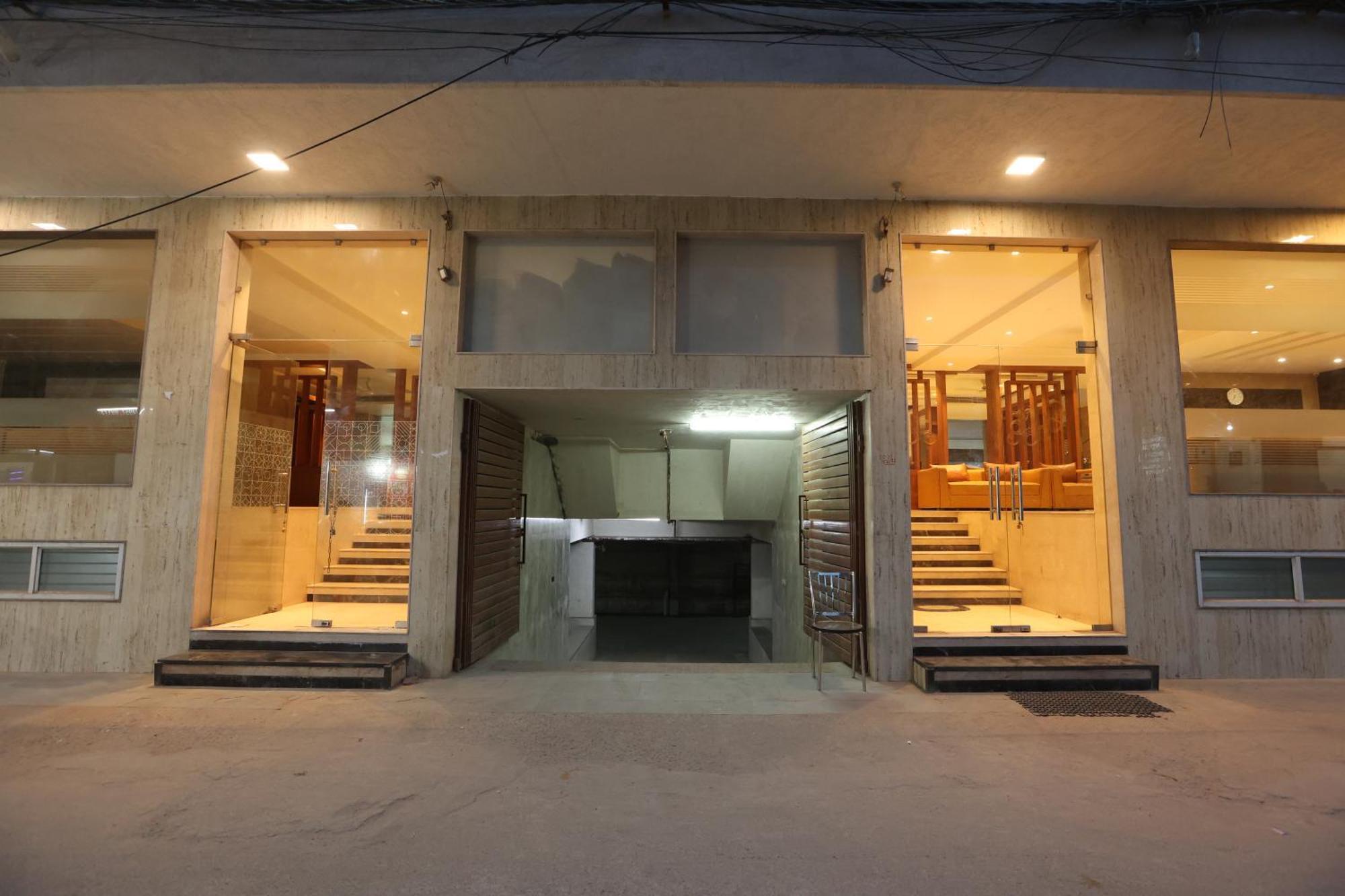 Elevate Near Delhi Airport New Delhi